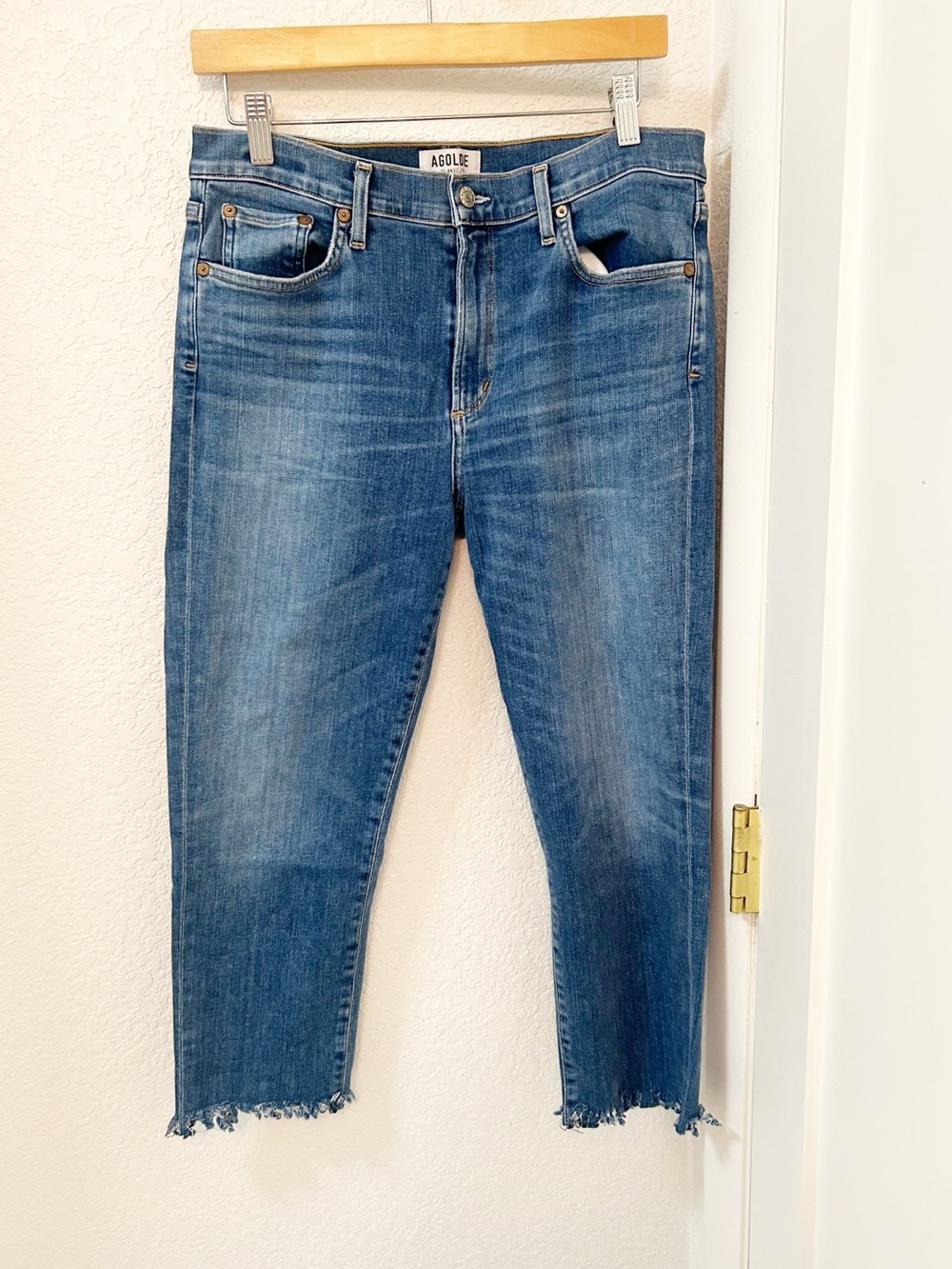 AGOLDE Denim x Amour Vert The Straight Leg Chewed Hem Crop Jean SZ: 32